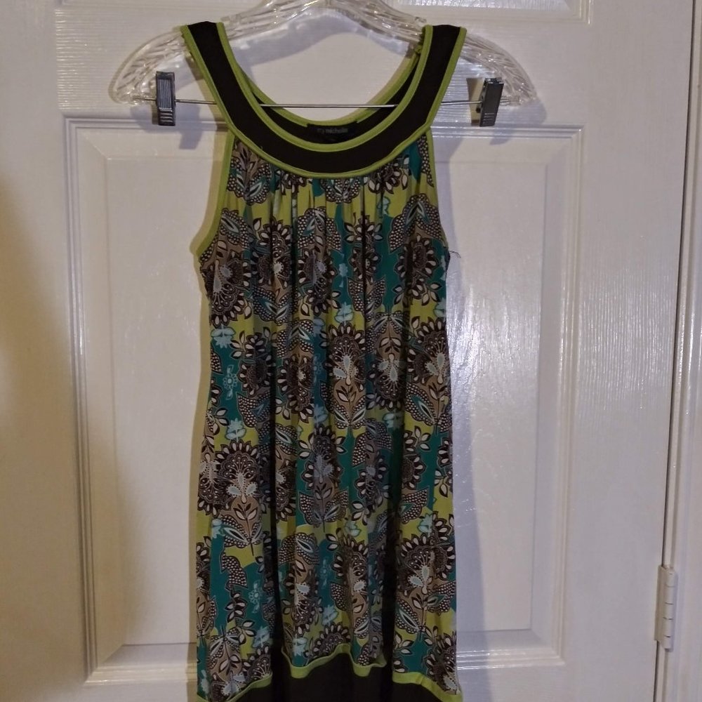 Sleeveless dress